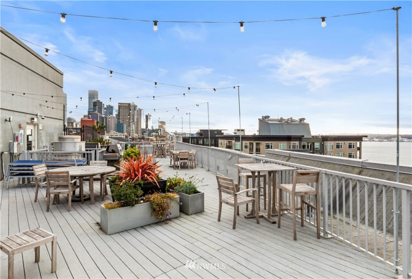 76 Cedar, Seattle, Washington 98121, 1 Bedroom Bedrooms, ,1 BathroomBathrooms,Residential,For Sale,The Parc Belltown,Cedar,NWM1868898