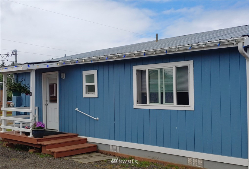 1757 State Route 105, Grayland, Washington 98547, ,Commercial Sale,For Sale,State Route 105,NWM1869356