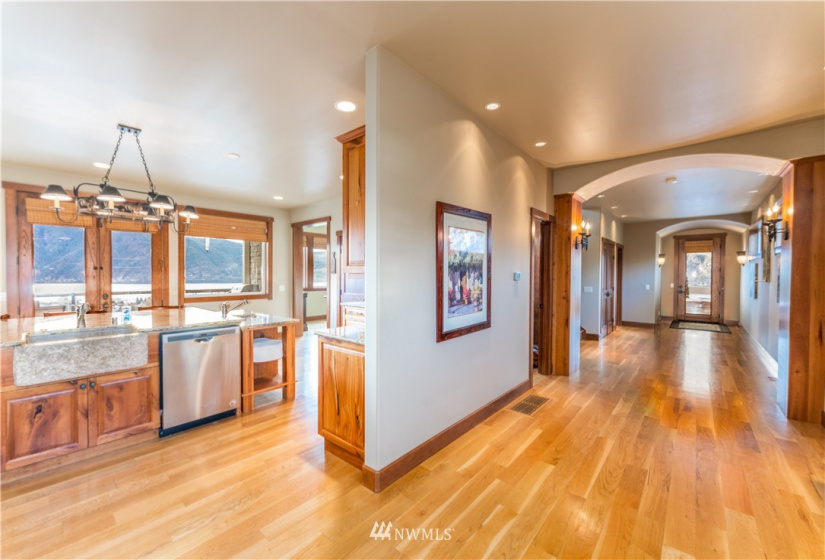 103 American Way, Manson, Washington 98831, 3 Bedrooms Bedrooms, ,2 BathroomsBathrooms,Residential,For Sale,American Way,NWM1869545