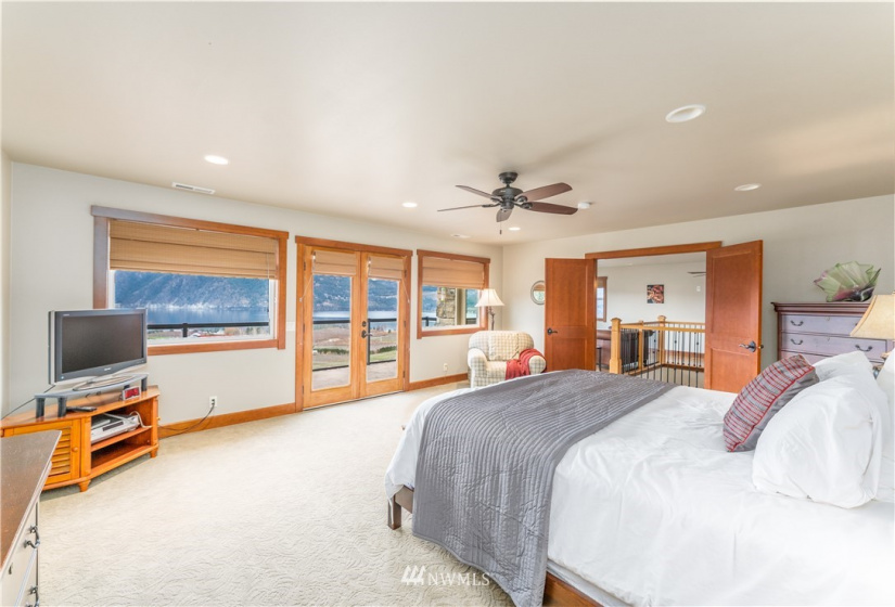 103 American Way, Manson, Washington 98831, 3 Bedrooms Bedrooms, ,2 BathroomsBathrooms,Residential,For Sale,American Way,NWM1869545