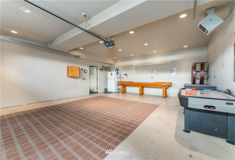 103 American Way, Manson, Washington 98831, 3 Bedrooms Bedrooms, ,2 BathroomsBathrooms,Residential,For Sale,American Way,NWM1869545