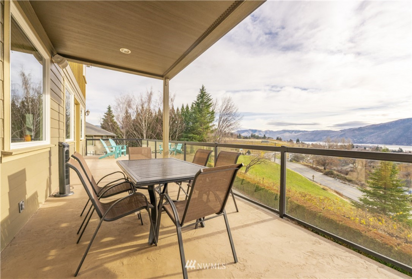 103 American Way, Manson, Washington 98831, 3 Bedrooms Bedrooms, ,2 BathroomsBathrooms,Residential,For Sale,American Way,NWM1869545