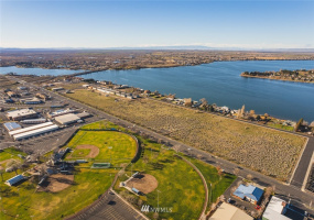 2308 Broadway, Moses Lake, Washington 98837, ,Land,For Sale,Broadway,NWM1869559