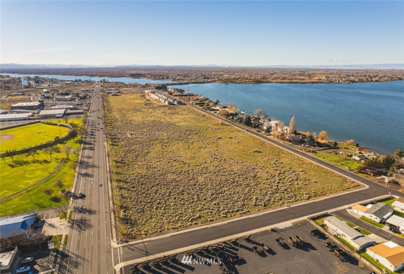2308 Broadway, Moses Lake, Washington 98837, ,Land,For Sale,Broadway,NWM1869559