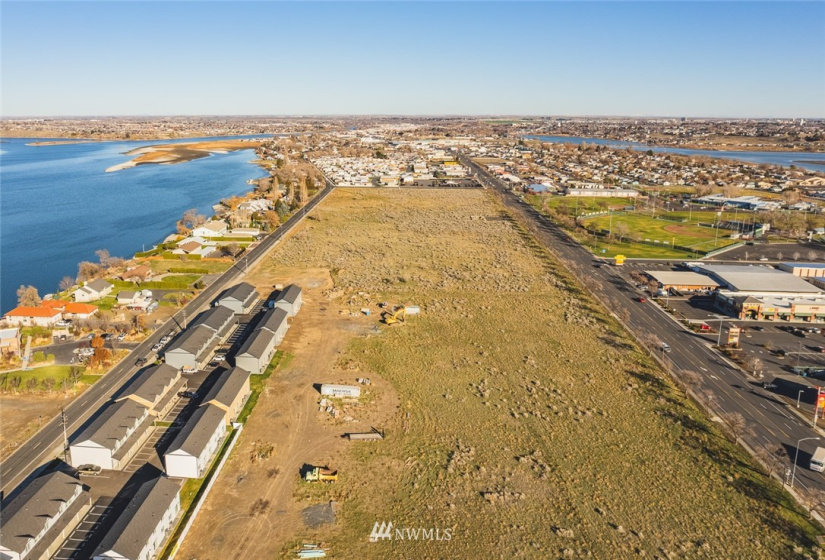 2308 Broadway, Moses Lake, Washington 98837, ,Land,For Sale,Broadway,NWM1869559