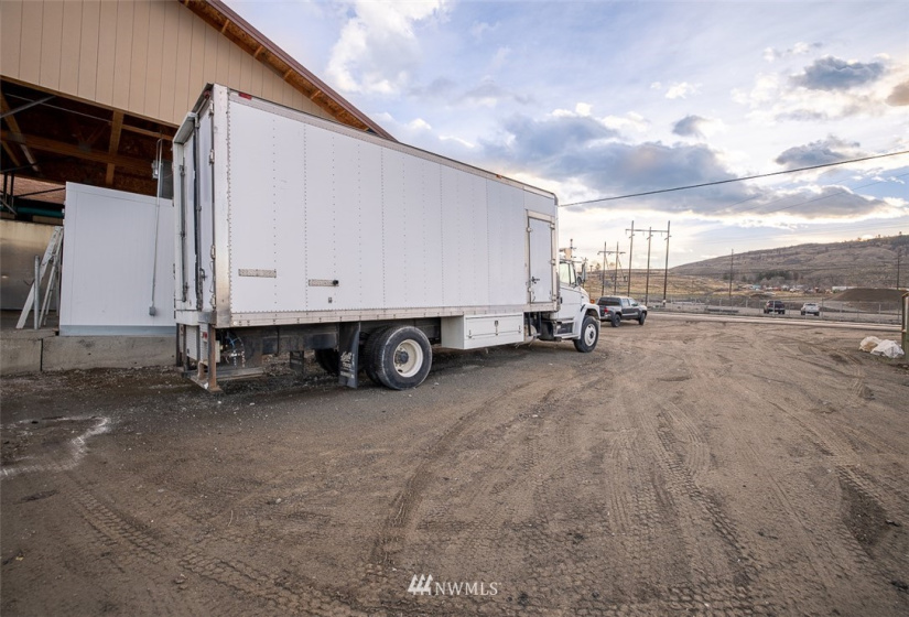 38 Tonasket Shop, Tonasket, Washington 98855, ,Commercial Sale,For Sale,Tonasket Shop,NWM1869066