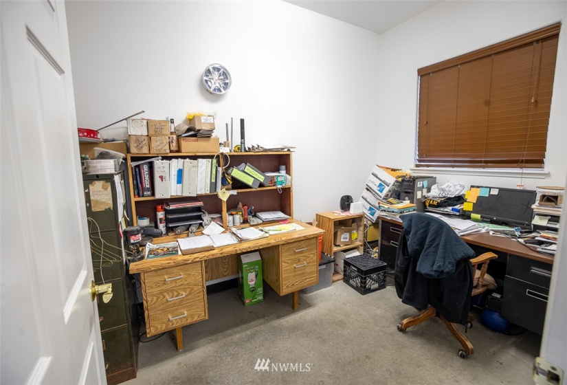 38 Tonasket Shop, Tonasket, Washington 98855, ,Commercial Sale,For Sale,Tonasket Shop,NWM1869066