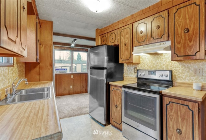 14322 Admiralty, Lynnwood, Washington 98087, 2 Bedrooms Bedrooms, ,1 BathroomBathrooms,Manufactured In Park,For Sale,Admiralty,NWM1869335