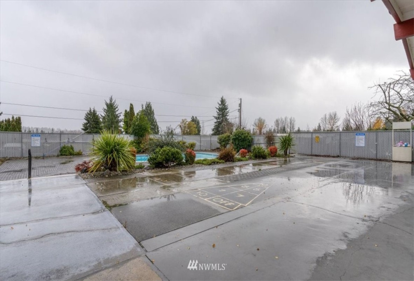 14322 Admiralty, Lynnwood, Washington 98087, 2 Bedrooms Bedrooms, ,1 BathroomBathrooms,Manufactured In Park,For Sale,Admiralty,NWM1869335