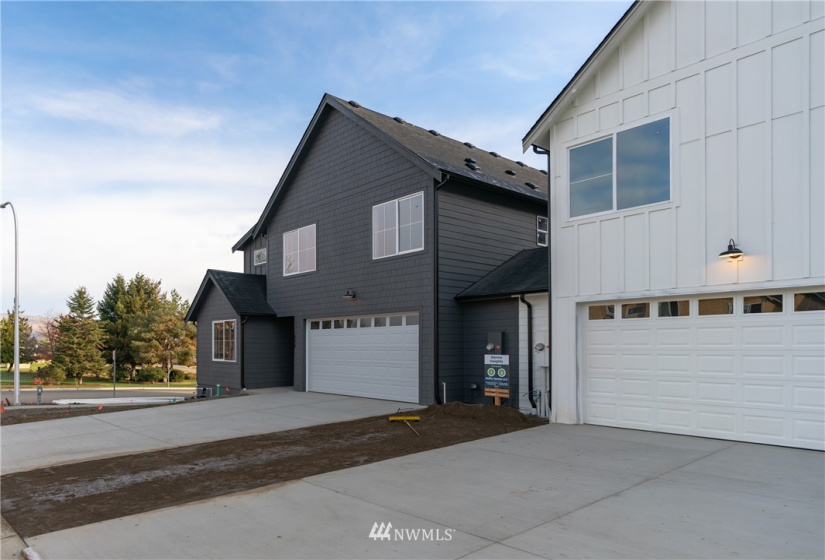 223 Sienna, Wenatchee, Washington 98801, 4 Bedrooms Bedrooms, ,2 BathroomsBathrooms,Residential,For Sale,Sienna Heights,Sienna,NWM1869528