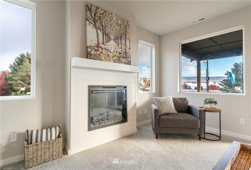 223 Sienna, Wenatchee, Washington 98801, 4 Bedrooms Bedrooms, ,2 BathroomsBathrooms,Residential,For Sale,Sienna Heights,Sienna,NWM1869528