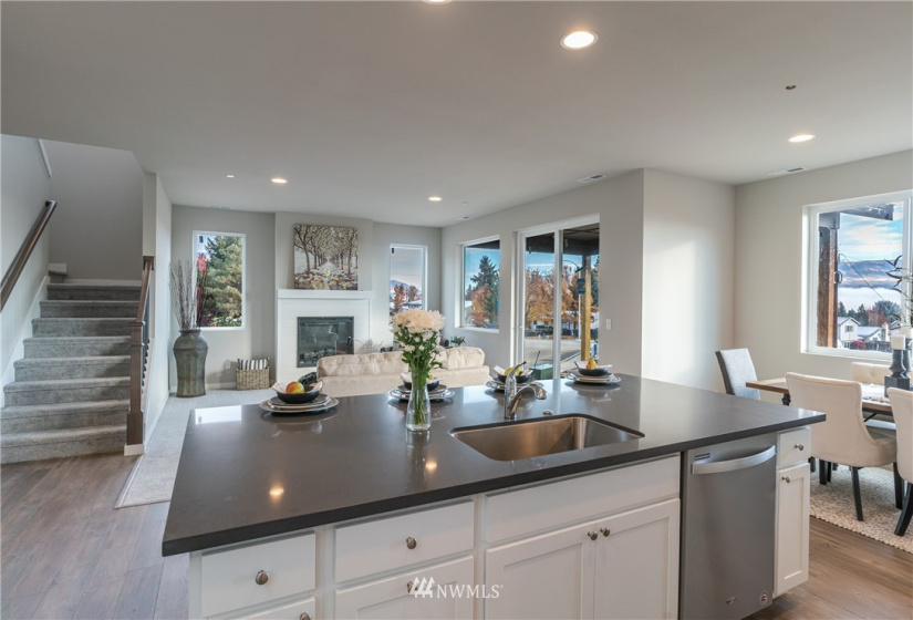 223 Sienna, Wenatchee, Washington 98801, 4 Bedrooms Bedrooms, ,2 BathroomsBathrooms,Residential,For Sale,Sienna Heights,Sienna,NWM1869528