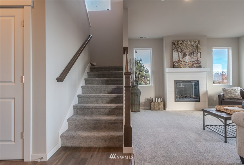 223 Sienna, Wenatchee, Washington 98801, 4 Bedrooms Bedrooms, ,2 BathroomsBathrooms,Residential,For Sale,Sienna Heights,Sienna,NWM1869528