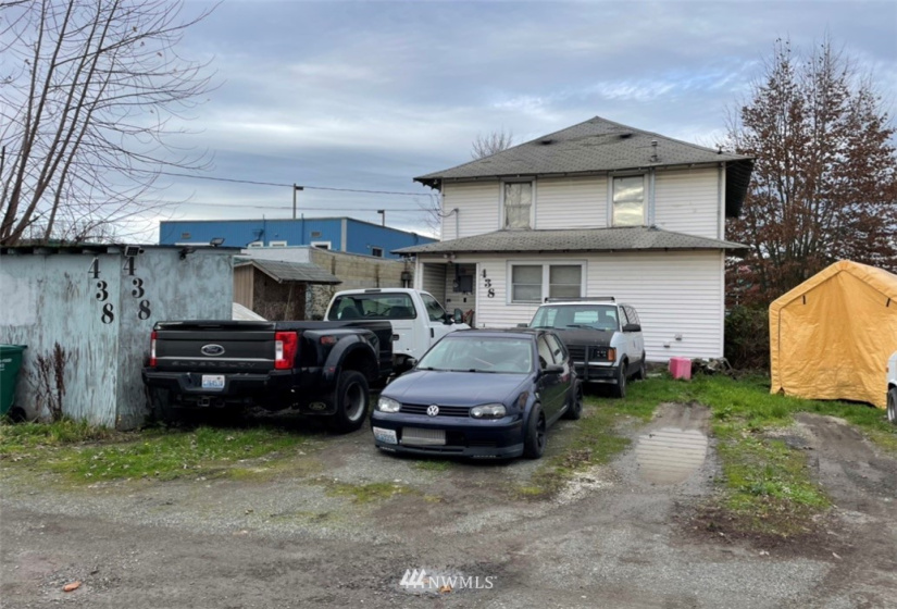 438 Main, Auburn, Washington 98001, 5 Bedrooms Bedrooms, ,1 BathroomBathrooms,Residential,For Sale,Main,NWM1869444