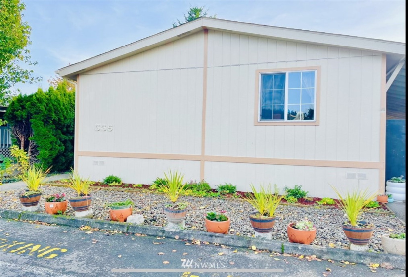 335 Franklin, Longview, Washington 98632, 3 Bedrooms Bedrooms, ,2 BathroomsBathrooms,Manufactured In Park,For Sale,Franklin,NWM1869792
