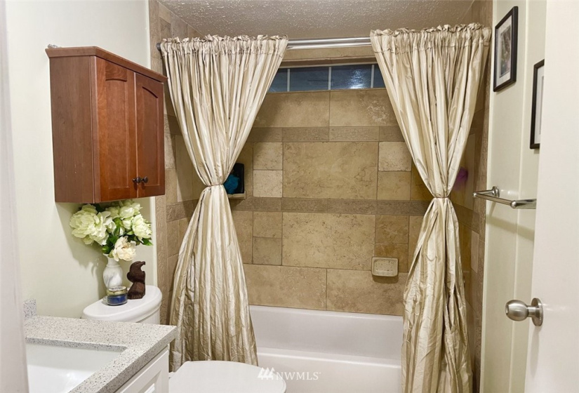 335 Franklin, Longview, Washington 98632, 3 Bedrooms Bedrooms, ,2 BathroomsBathrooms,Manufactured In Park,For Sale,Franklin,NWM1869792