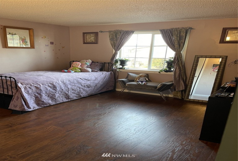 335 Franklin, Longview, Washington 98632, 3 Bedrooms Bedrooms, ,2 BathroomsBathrooms,Manufactured In Park,For Sale,Franklin,NWM1869792