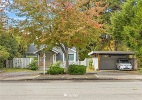 21915 7th, Des Moines, Washington 98198, 3 Bedrooms Bedrooms, ,1 BathroomBathrooms,Residential,For Sale,7th,NWM1869821