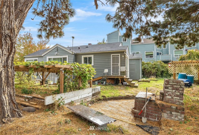21915 7th, Des Moines, Washington 98198, 3 Bedrooms Bedrooms, ,1 BathroomBathrooms,Residential,For Sale,7th,NWM1869821