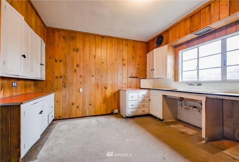 403 3rd, Shelton, Washington 98584, 4 Bedrooms Bedrooms, ,2 BathroomsBathrooms,Residential,For Sale,3rd,NWM1869476