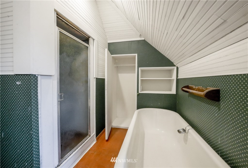 403 3rd, Shelton, Washington 98584, 4 Bedrooms Bedrooms, ,2 BathroomsBathrooms,Residential,For Sale,3rd,NWM1869476