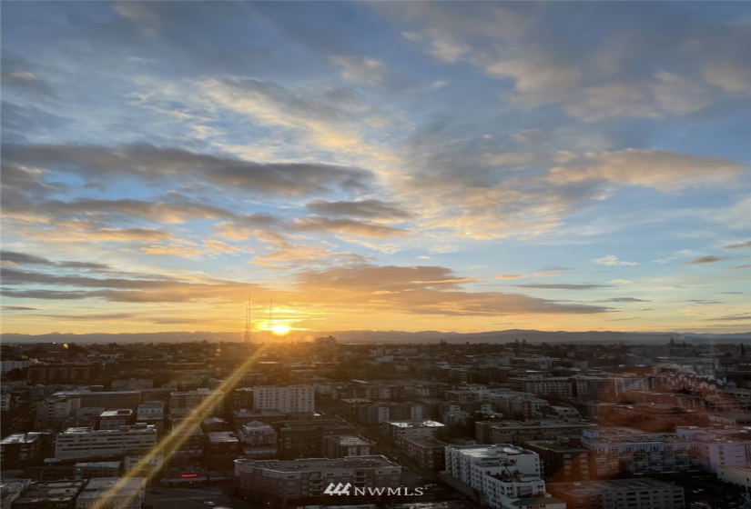 1808 Minor, Seattle, Washington 98101, 2 Bedrooms Bedrooms, ,2 BathroomsBathrooms,Residential,For Sale,Nexus,Minor,NWM1867358
