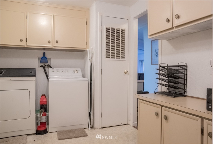 707 37th, Auburn, Washington 98002, 3 Bedrooms Bedrooms, ,2 BathroomsBathrooms,Manufactured In Park,For Sale,37th,NWM1869881