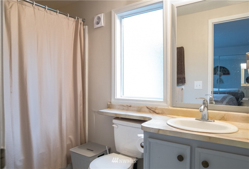 707 37th, Auburn, Washington 98002, 3 Bedrooms Bedrooms, ,2 BathroomsBathrooms,Manufactured In Park,For Sale,37th,NWM1869881
