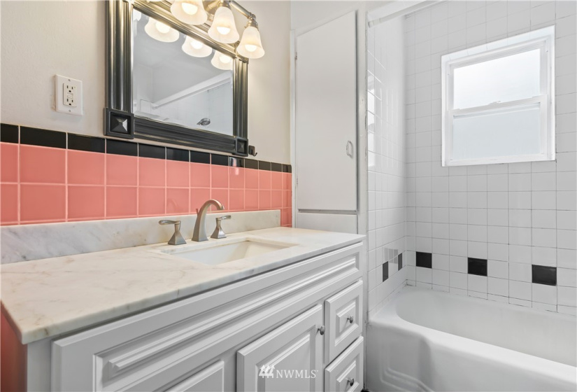 7737 Sunnyside, Seattle, Washington 98103, 4 Bedrooms Bedrooms, ,1 BathroomBathrooms,Residential Lease,For Rent,Pitner's Fourth Addition,Sunnyside,NWM1869871