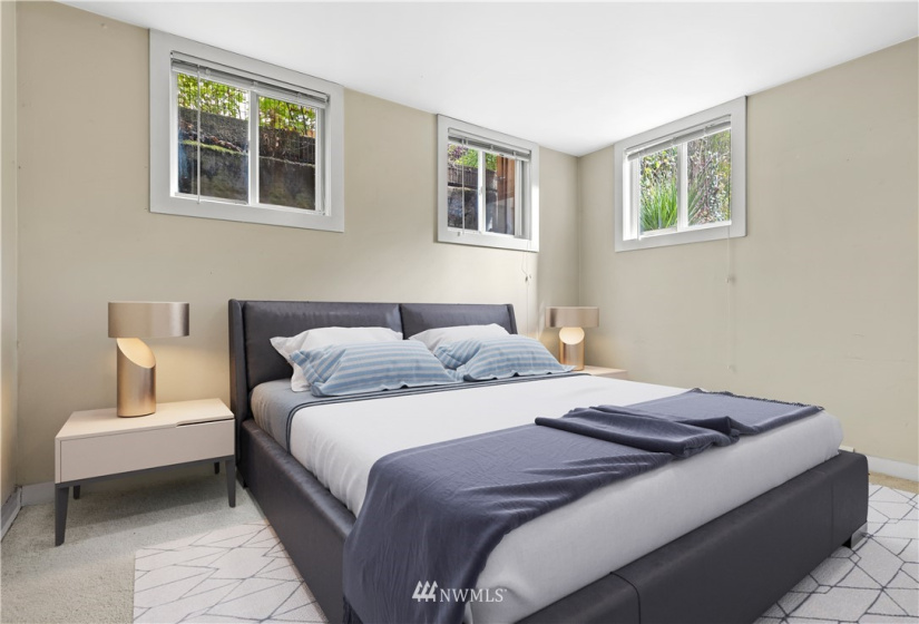 7737 Sunnyside, Seattle, Washington 98103, 4 Bedrooms Bedrooms, ,1 BathroomBathrooms,Residential Lease,For Rent,Pitner's Fourth Addition,Sunnyside,NWM1869871