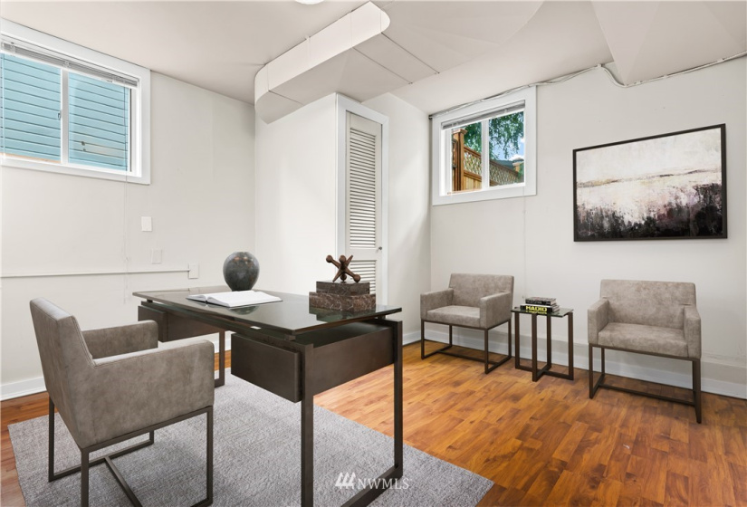 7737 Sunnyside, Seattle, Washington 98103, 4 Bedrooms Bedrooms, ,1 BathroomBathrooms,Residential Lease,For Rent,Pitner's Fourth Addition,Sunnyside,NWM1869871