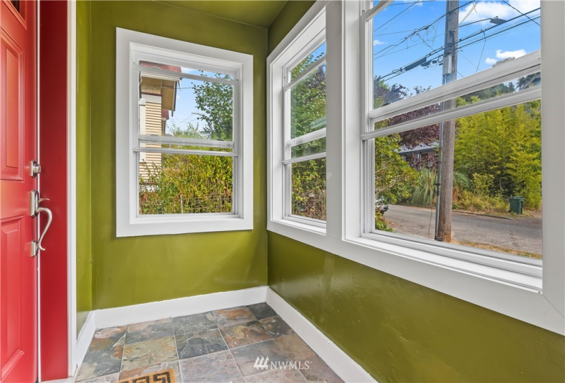 7737 Sunnyside, Seattle, Washington 98103, 4 Bedrooms Bedrooms, ,1 BathroomBathrooms,Residential Lease,For Rent,Pitner's Fourth Addition,Sunnyside,NWM1869871