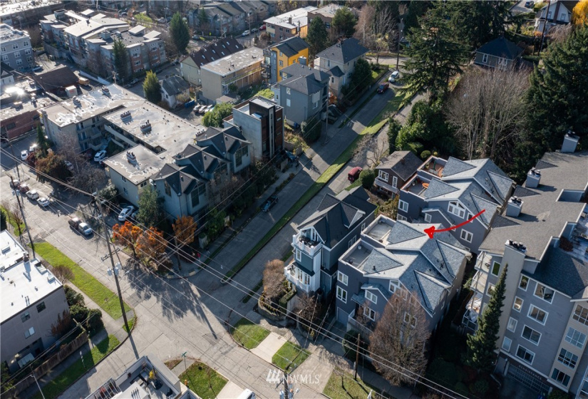 1007 5th, Seattle, Washington 98109, 3 Bedrooms Bedrooms, ,2 BathroomsBathrooms,Residential,For Sale,5th,NWM1869950