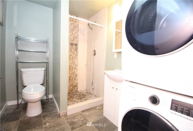 2304 A, Auburn, Washington 98002, 2 Bedrooms Bedrooms, ,1 BathroomBathrooms,Manufactured In Park,For Sale,A,NWM1869794