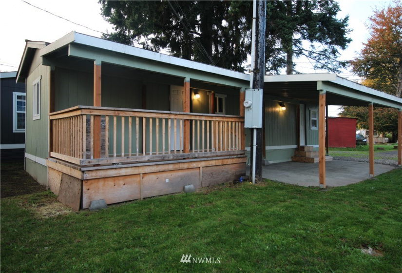 2304 A, Auburn, Washington 98002, 2 Bedrooms Bedrooms, ,1 BathroomBathrooms,Manufactured In Park,For Sale,A,NWM1869794