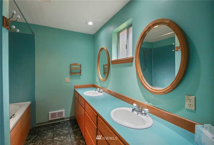 36301 50th, Eatonville, Washington 98328, 4 Bedrooms Bedrooms, ,2 BathroomsBathrooms,Residential,For Sale,50th,NWM1868486