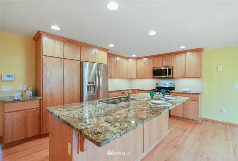 36301 50th, Eatonville, Washington 98328, 4 Bedrooms Bedrooms, ,2 BathroomsBathrooms,Residential,For Sale,50th,NWM1868486