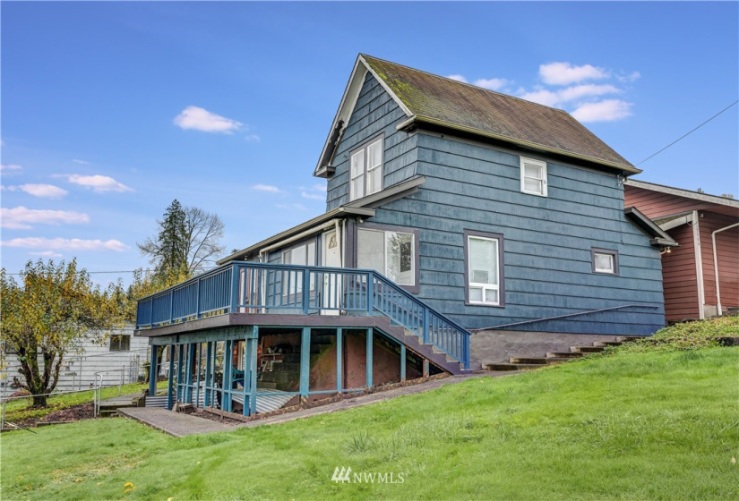 5508 1st, Everett, Washington 98203, 3 Bedrooms Bedrooms, ,Residential Lease,For Rent,1st,NWM1870085