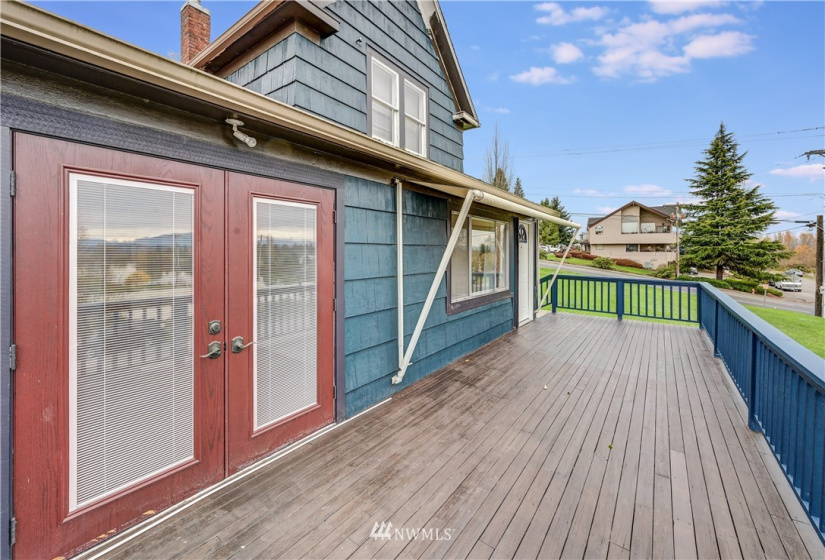 5508 1st, Everett, Washington 98203, 3 Bedrooms Bedrooms, ,Residential Lease,For Rent,1st,NWM1870085