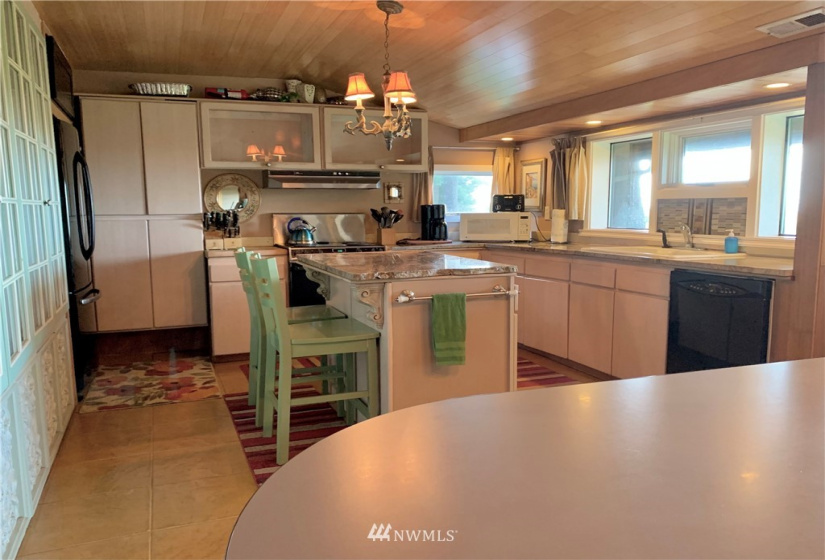 2 Cedar, Pacific Beach, Washington 98571, 3 Bedrooms Bedrooms, ,2 BathroomsBathrooms,Residential,For Sale,Cedar,NWM1869882
