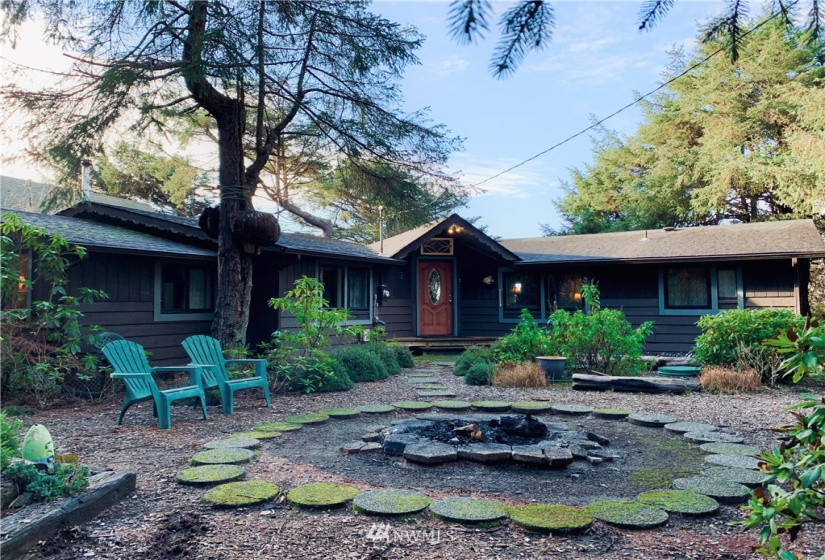 2 Cedar, Pacific Beach, Washington 98571, 3 Bedrooms Bedrooms, ,2 BathroomsBathrooms,Residential,For Sale,Cedar,NWM1869882