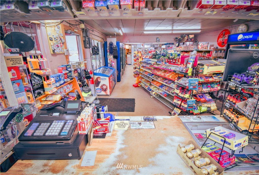 1306 BIRCHBAY LYNDEN RD, Lynden, Washington 98264, ,Commercial Sale,For Sale,BIRCHBAY LYNDEN RD,NWM1869316