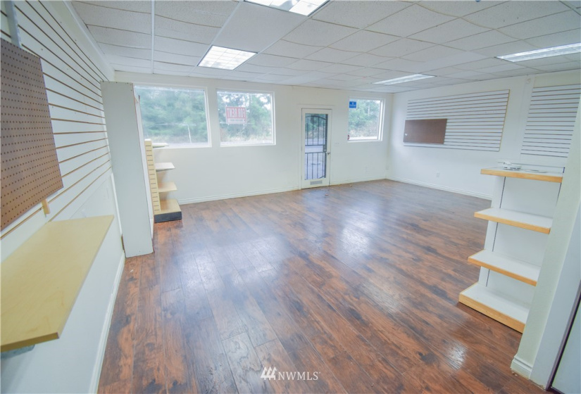 1306 BIRCHBAY LYNDEN RD, Lynden, Washington 98264, ,Commercial Sale,For Sale,BIRCHBAY LYNDEN RD,NWM1869316