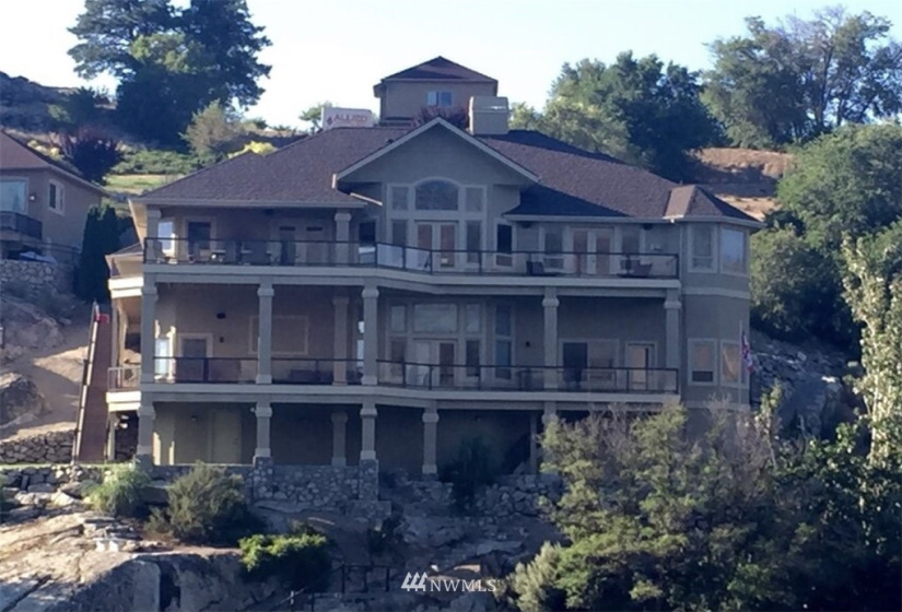 280 Brimstone, Chelan, Washington 98816, 5 Bedrooms Bedrooms, ,5 BathroomsBathrooms,Residential,For Sale,Brimstone,NWM1870299