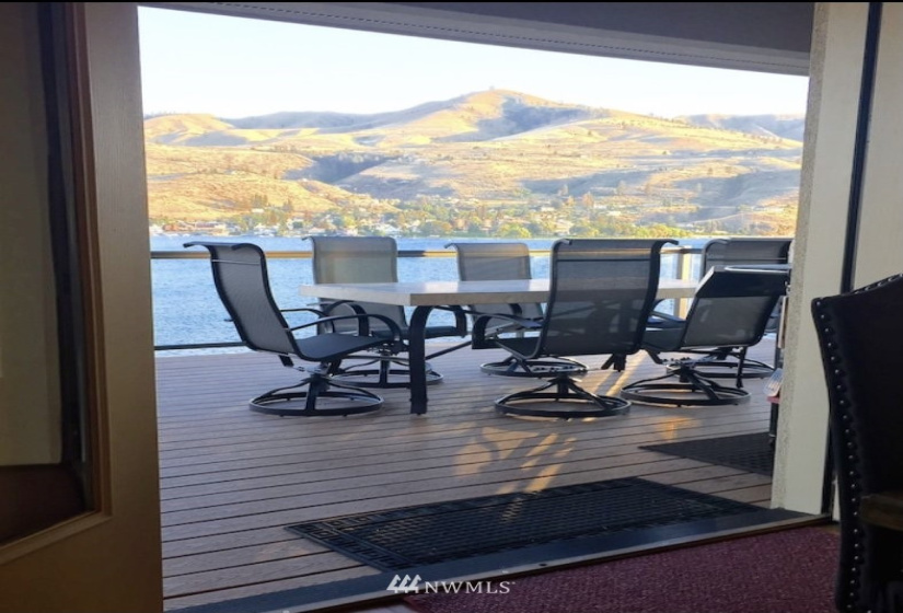280 Brimstone, Chelan, Washington 98816, 5 Bedrooms Bedrooms, ,5 BathroomsBathrooms,Residential,For Sale,Brimstone,NWM1870299