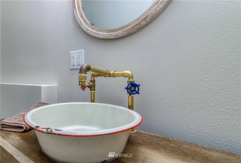 84395 Highway 339, Milton-Freewater, Oregon 97862, 2 Bedrooms Bedrooms, ,2 BathroomsBathrooms,Residential,For Sale,Highway 339,NWM1870139