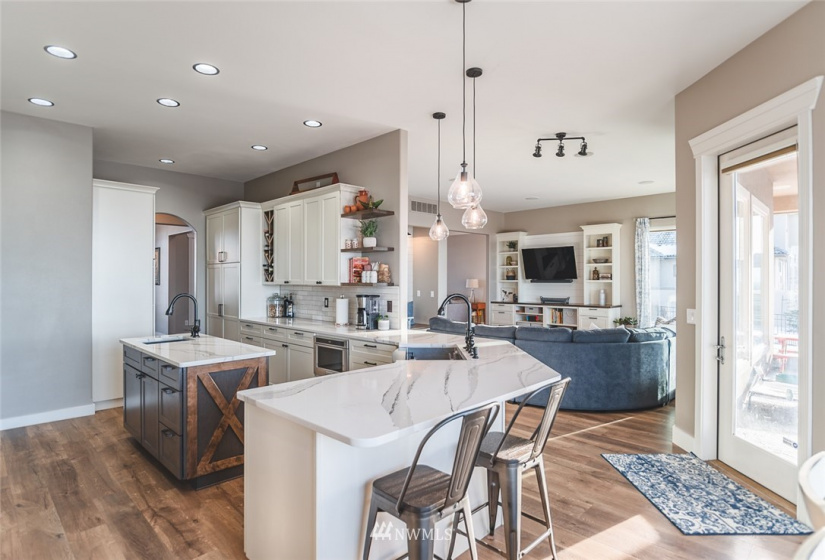 8596 Dune Lake, Moses Lake, Washington 98837, 4 Bedrooms Bedrooms, ,2 BathroomsBathrooms,Residential,For Sale,Dune Lake,NWM1870241