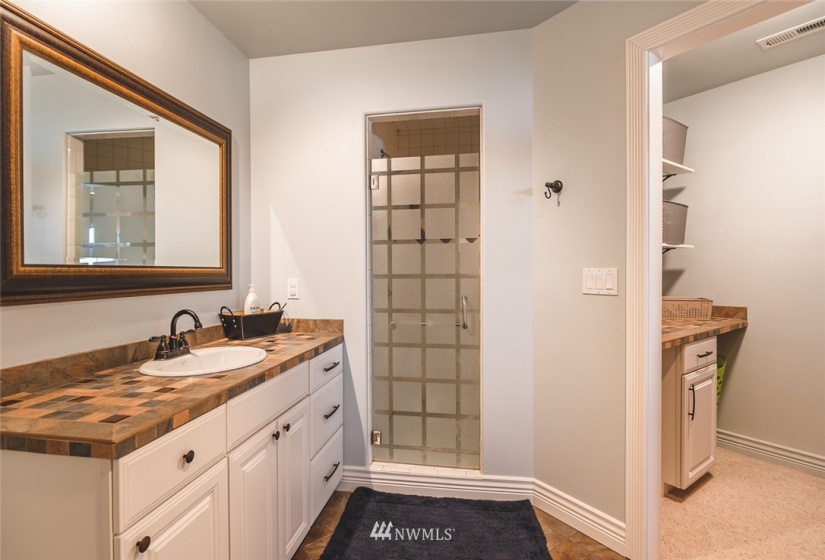8596 Dune Lake, Moses Lake, Washington 98837, 4 Bedrooms Bedrooms, ,2 BathroomsBathrooms,Residential,For Sale,Dune Lake,NWM1870241