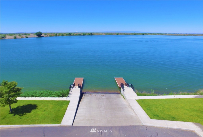 8296 Dune Lake, Moses Lake, Washington 98837, ,Land,For Sale,Dune Lake,NWM1870247