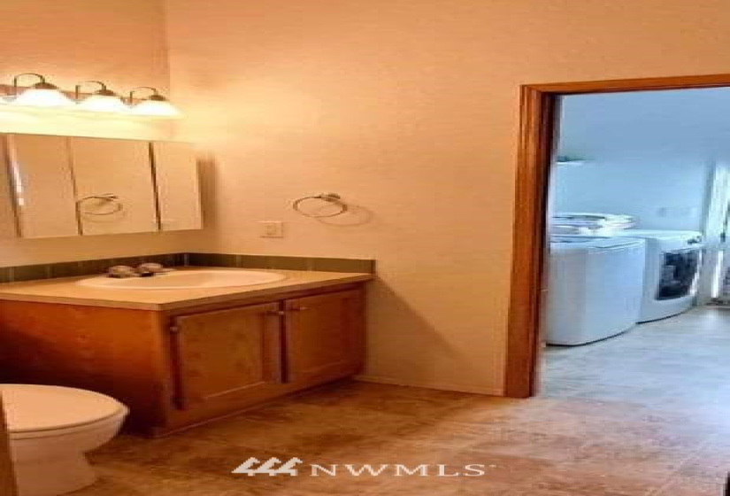 39115 SR530, Arlington, Washington 98223, 5 Bedrooms Bedrooms, ,3 BathroomsBathrooms,Residential,For Sale,SR530,NWM1870321